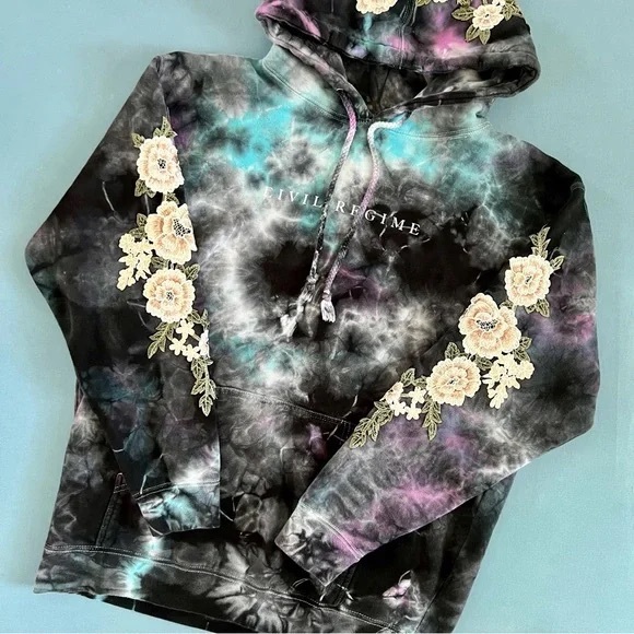 Civil Regime Sweaters Civil Regime White Roses Hoodie In Thunder